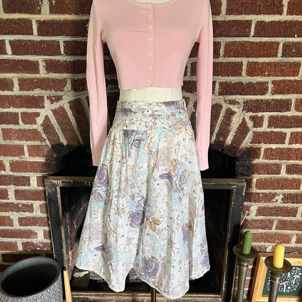 **SOLD** VINTAGE star city floral midi skirt size